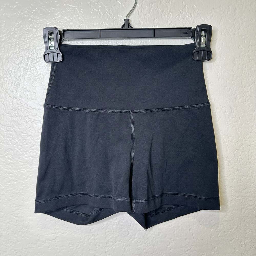 Yogalicious Lux Everyday 3 1/2 Shorts Size XS Black